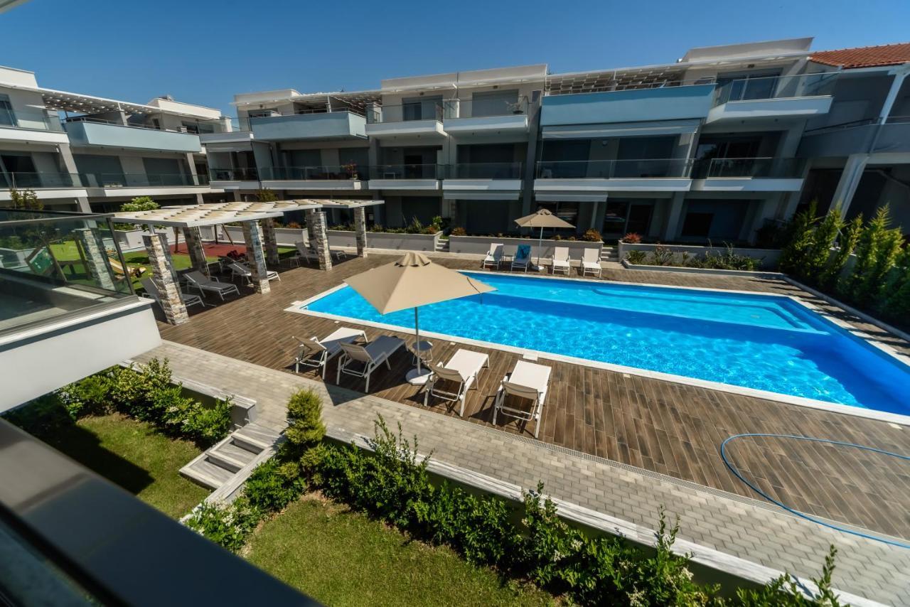 Itaka Familiy Apartments - Halkidiki Suites Com Nikiti  Extérieur photo