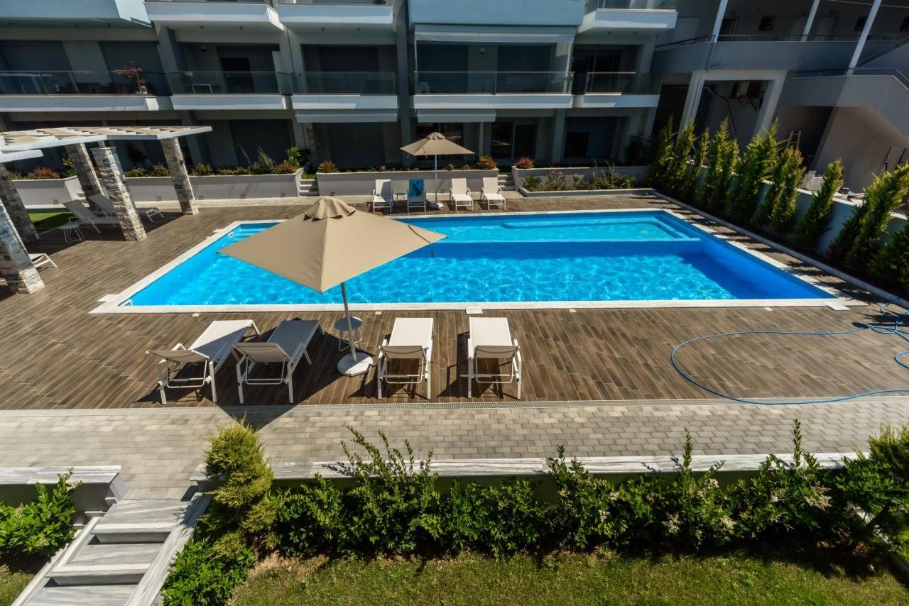 Itaka Familiy Apartments - Halkidiki Suites Com Nikiti  Extérieur photo